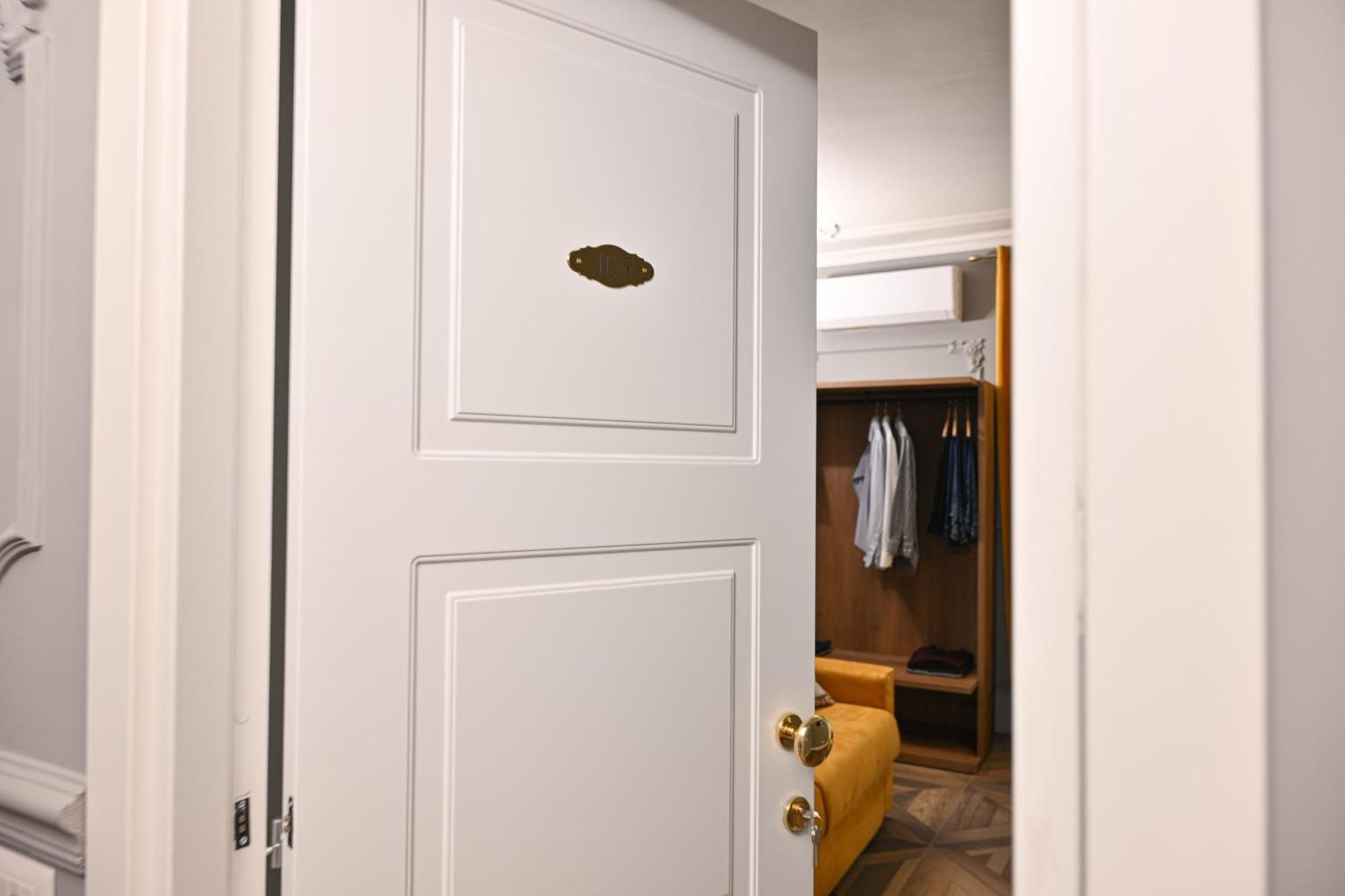 Toledo 424 Suite Napoli Dış mekan fotoğraf