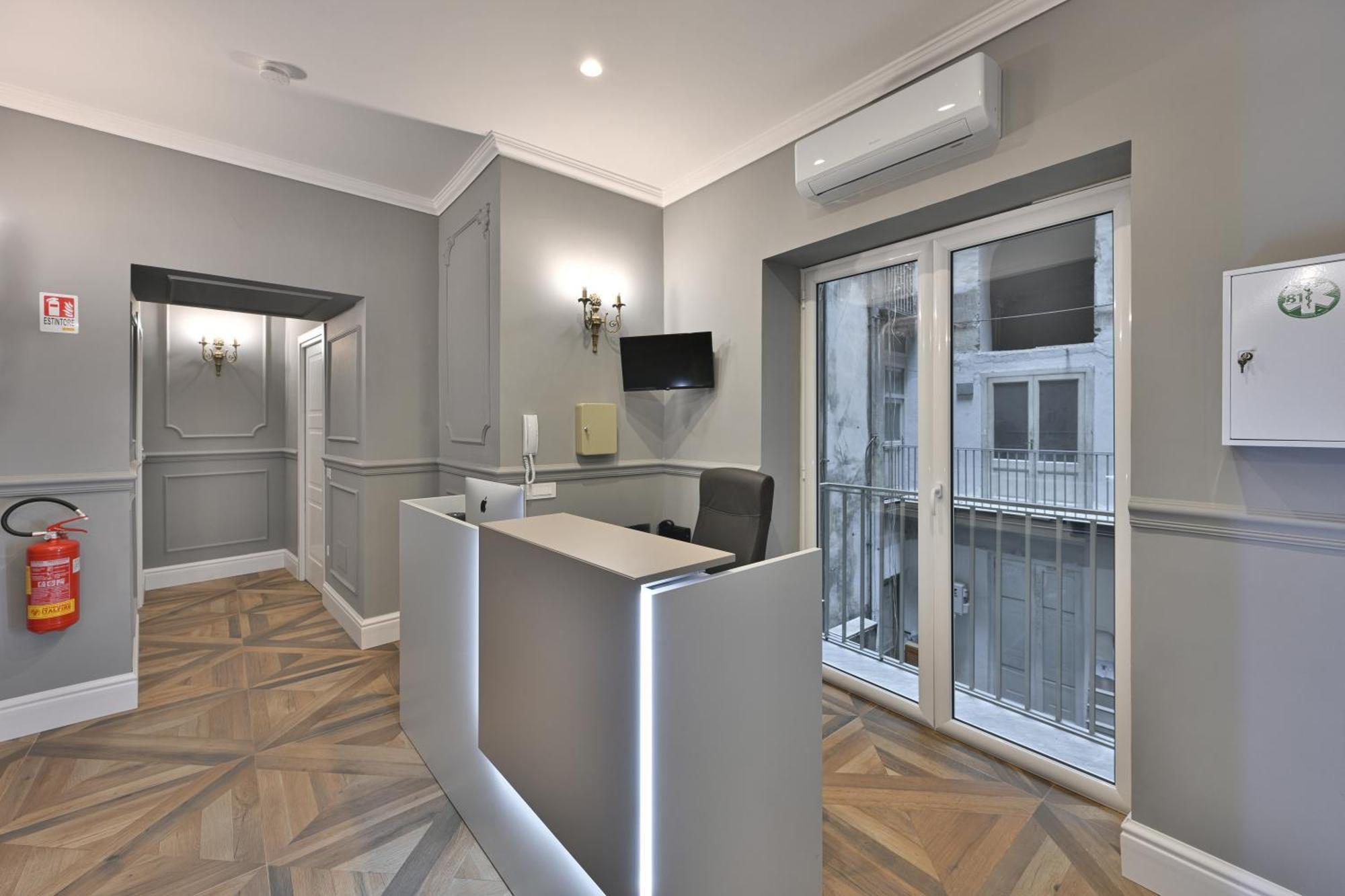 Toledo 424 Suite Napoli Dış mekan fotoğraf